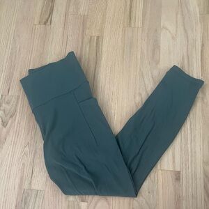 Women’s Athleta High-Waisted Leggings - Size Small